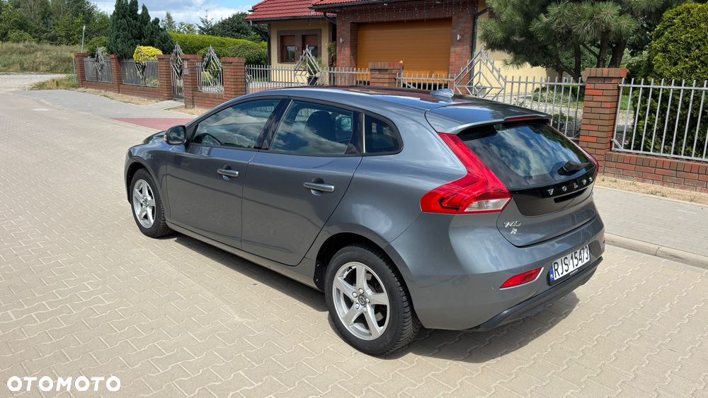 Volvo V40 - 4