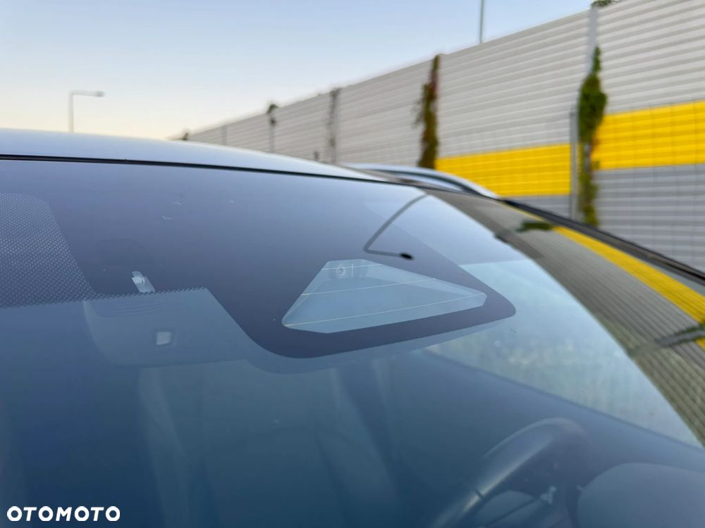 Toyota Corolla 1.8 Hybrid Style - 35