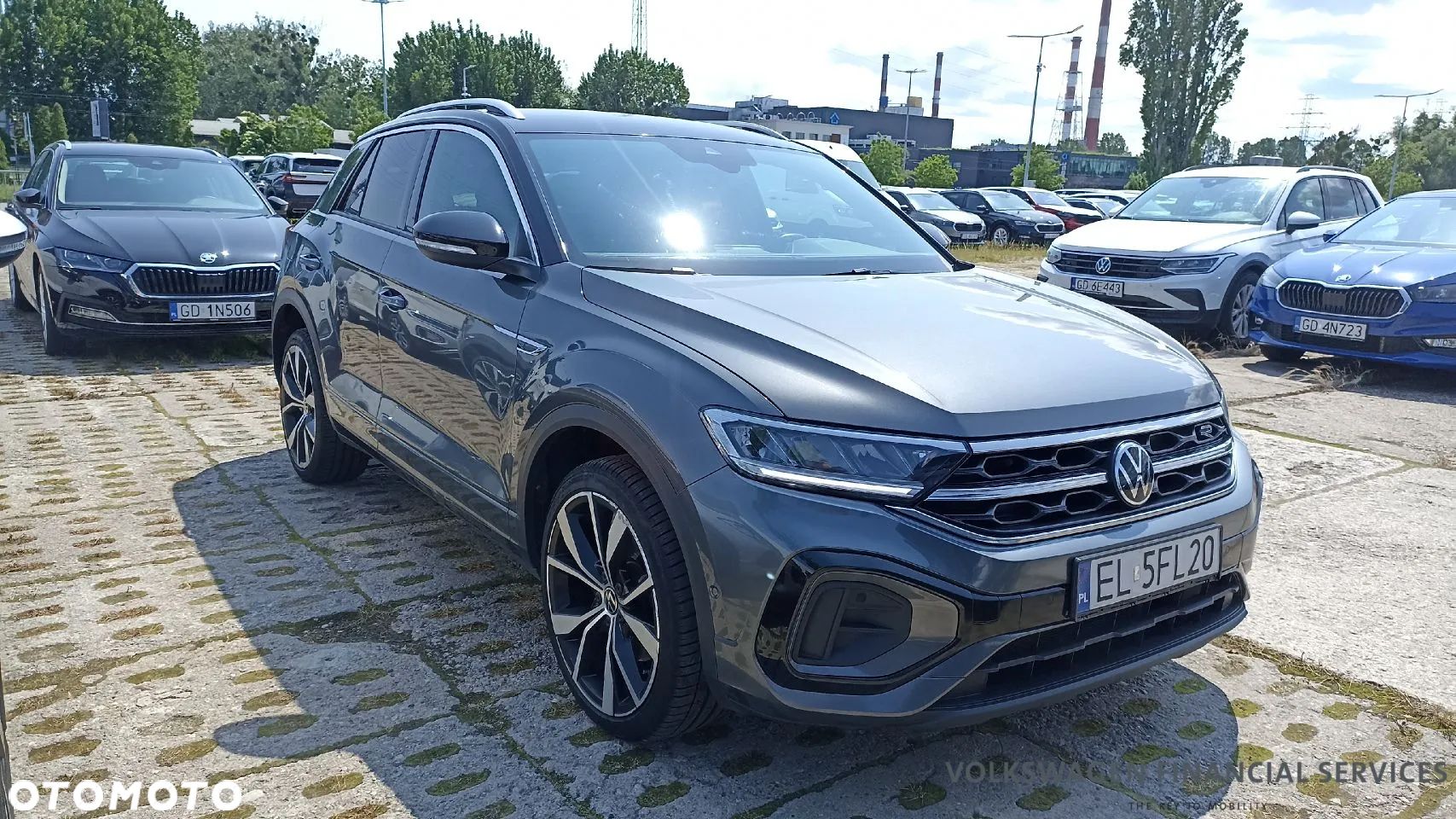 Volkswagen T-Roc 1.5 TSI R-Line DSG - 1