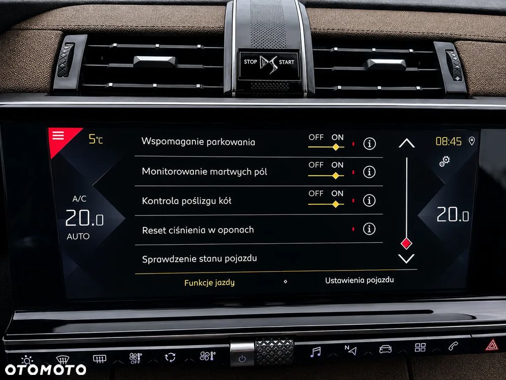 DS Automobiles DS 7 - 10