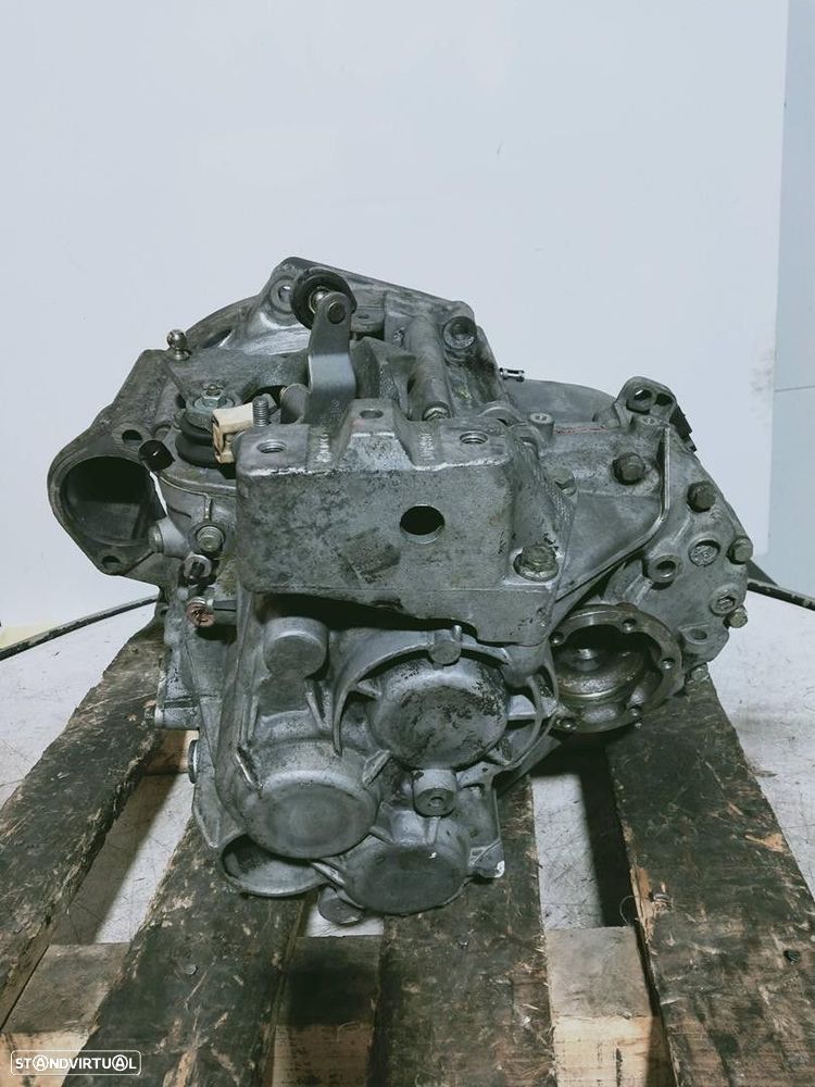 CAIXA VELOCIDADES VOLKSWAGEN GOLF IV 1998 -DRW - 3