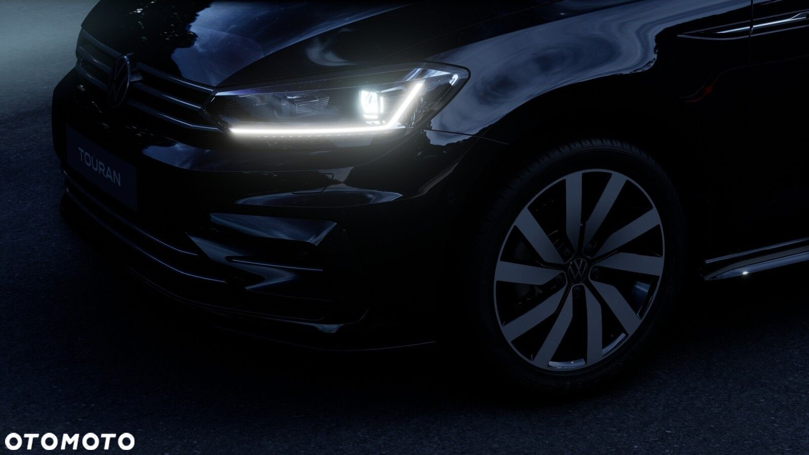 Volkswagen Touran - 13