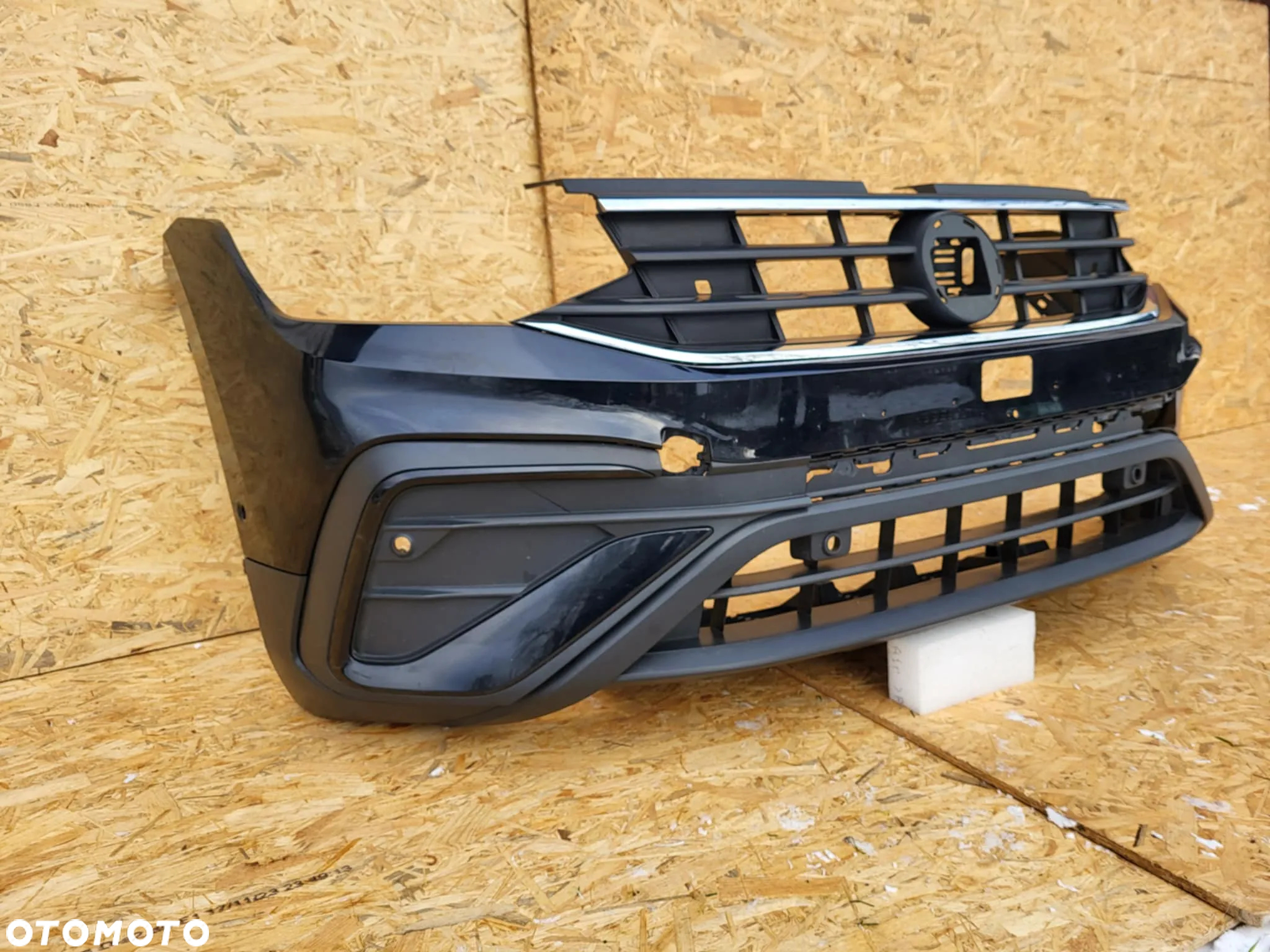 VW TIGUAN II LIFT ALLSPACE  ZDERZAK PRZÓD 5NN807221B - 3
