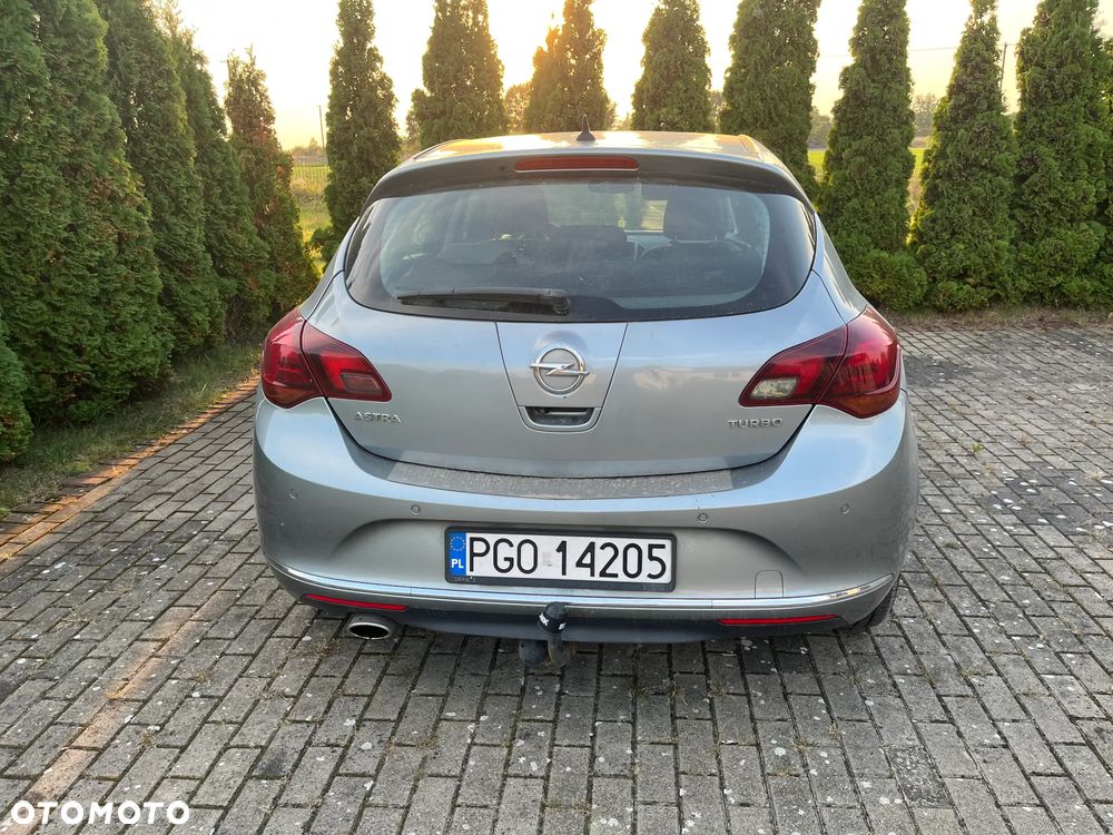 Opel Astra - 2