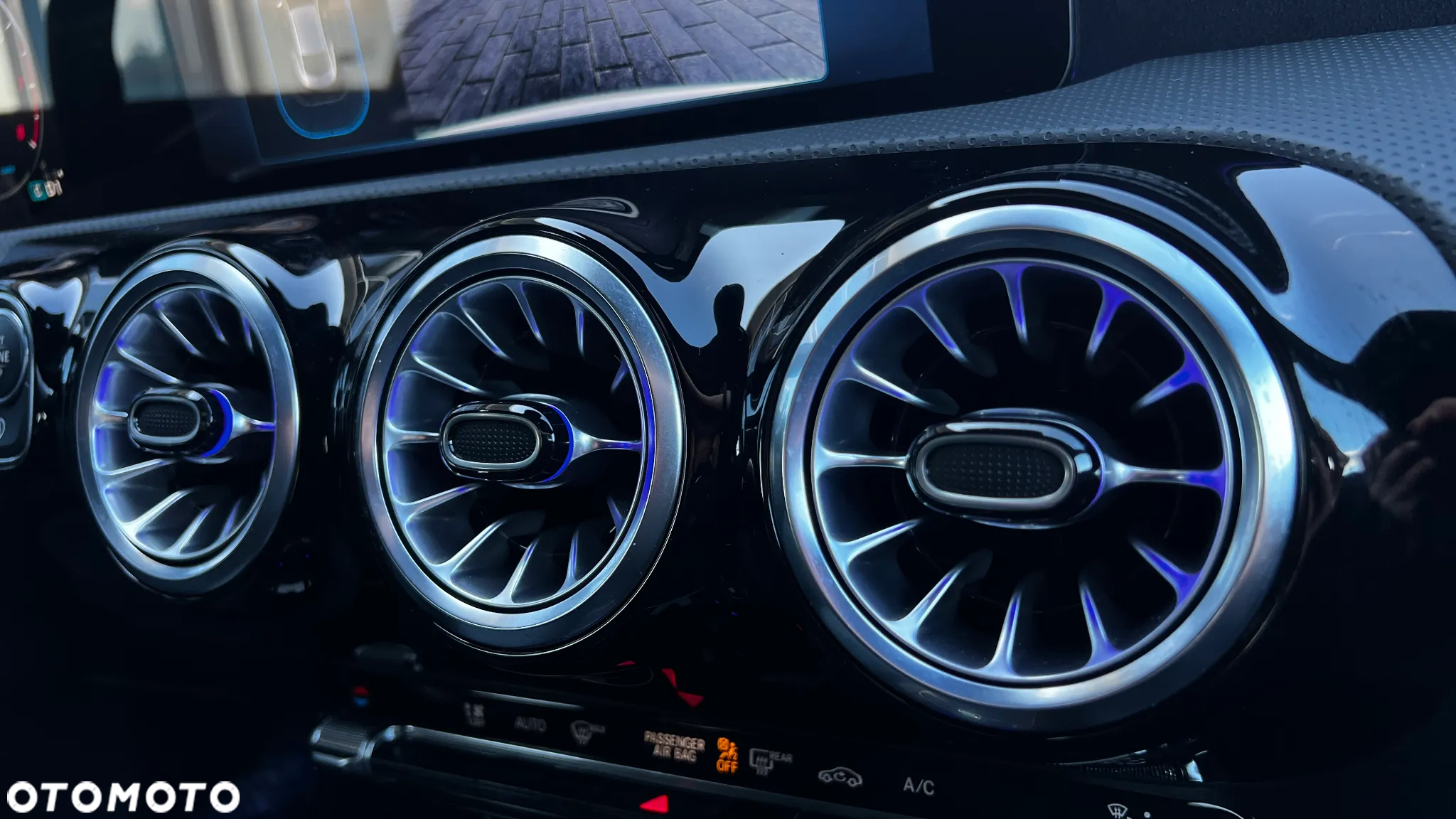 Mercedes-Benz CLA 200 AMG Line 7G-DCT - 29