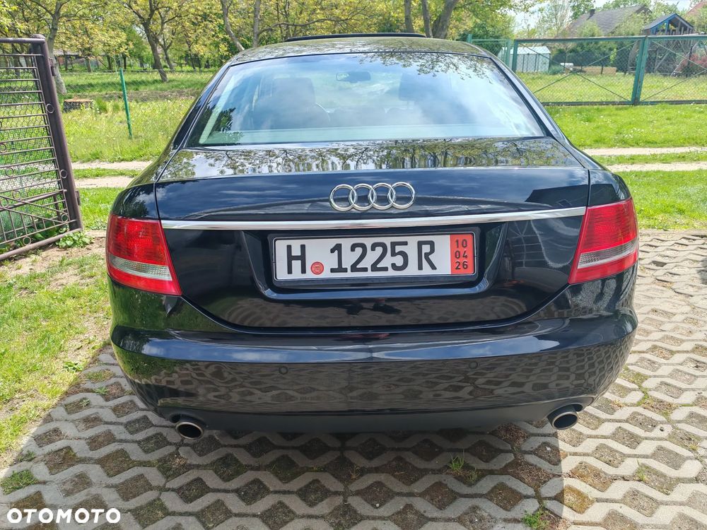 Audi A6 Limousine 2.4 - 4