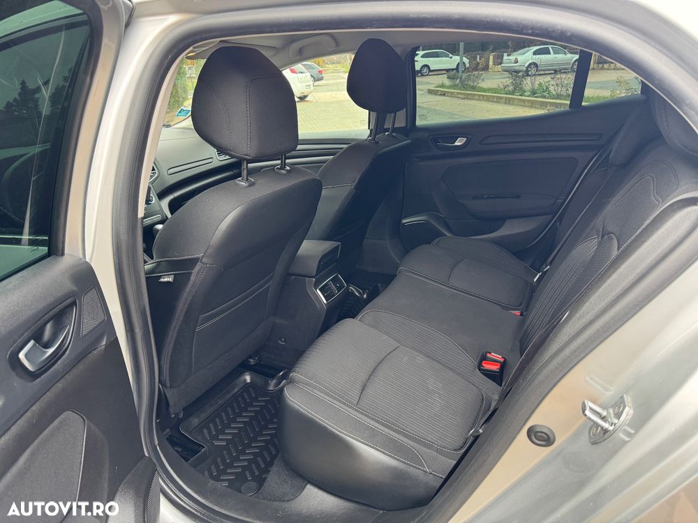 Renault Megane Blue dCi 116 EDC Intens - 15