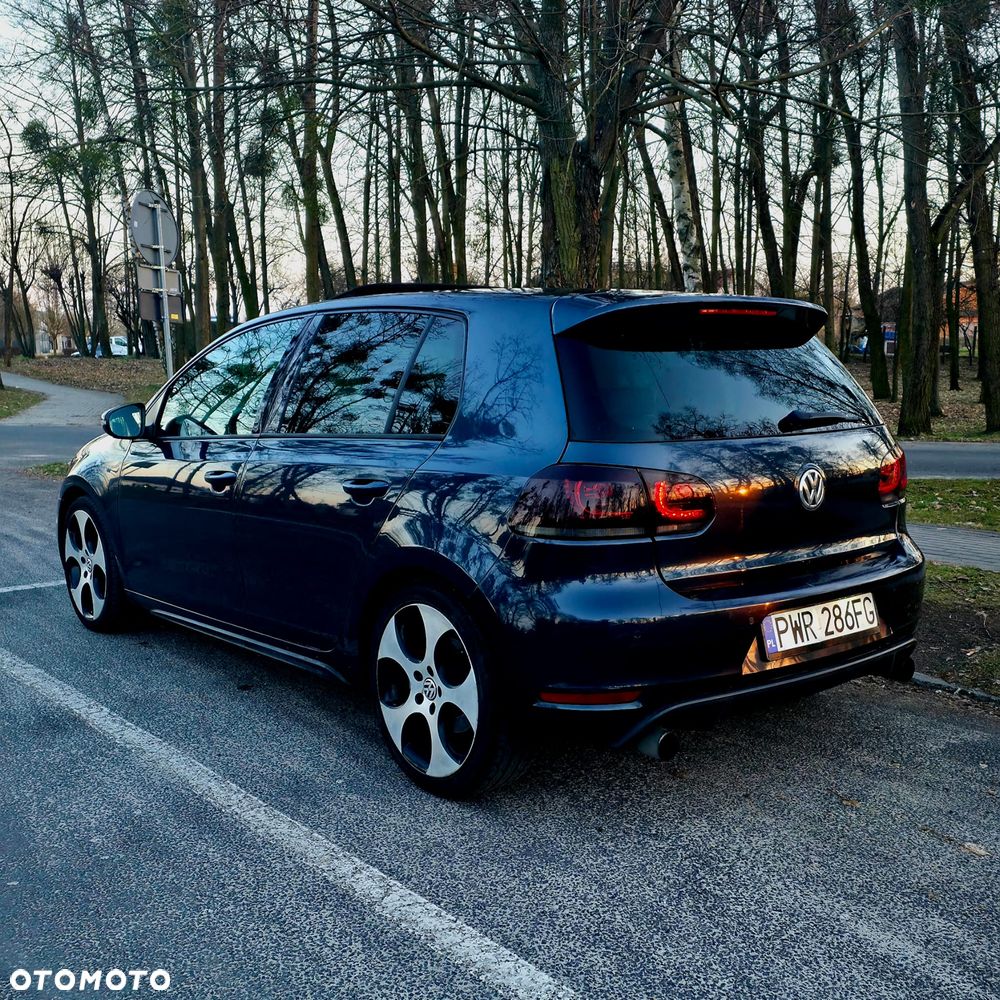 Volkswagen Golf 2.0 GTI - 5