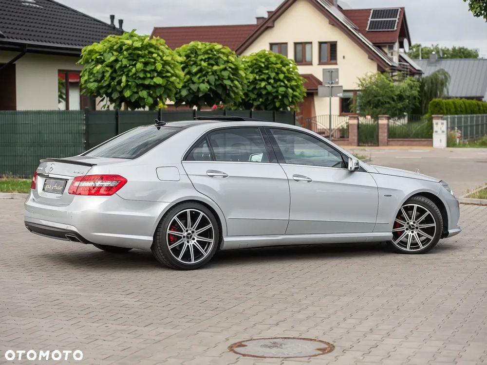 Mercedes-Benz Klasa E 350 CDI DPF BlueEFFICIENCY 7G-TRONIC Avantgarde - 14