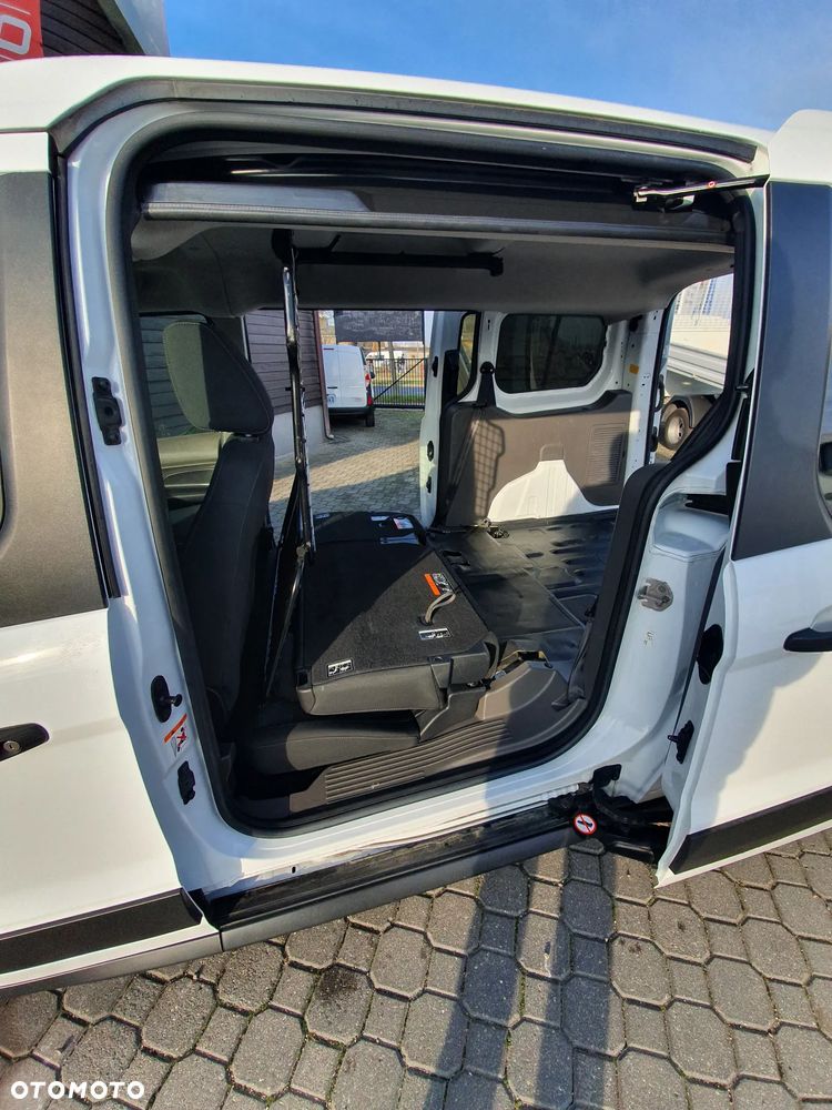 Ford Connect - 16