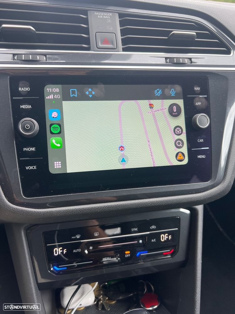 VW Tiguan Allspace 2.0 TDI R-Line DSG - 2