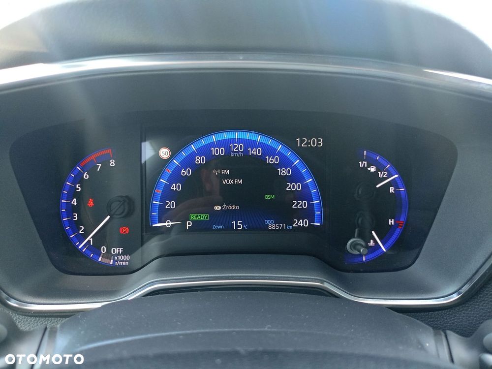 Toyota Corolla 2.0 Hybrid Executive - 19