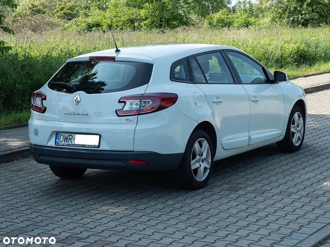 Renault Megane Grandtour ENERGY TCe 115 Start & Stop Authentique - 4