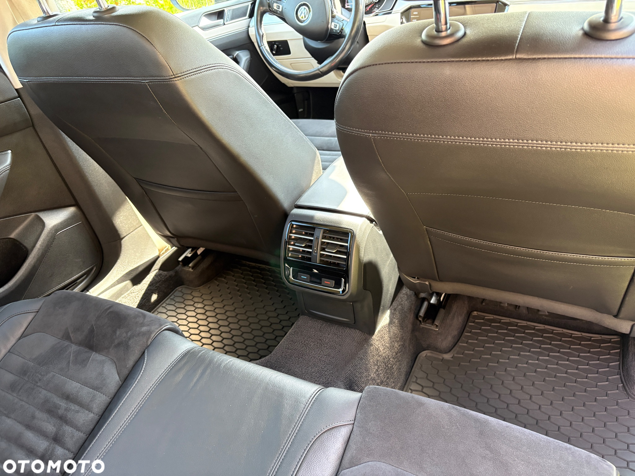 Volkswagen Passat 2.0 TDI BMT Comfortline DSG - 19