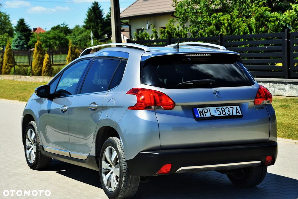 Peugeot 2008 PureTech 110 Stop&Start Allure - 8