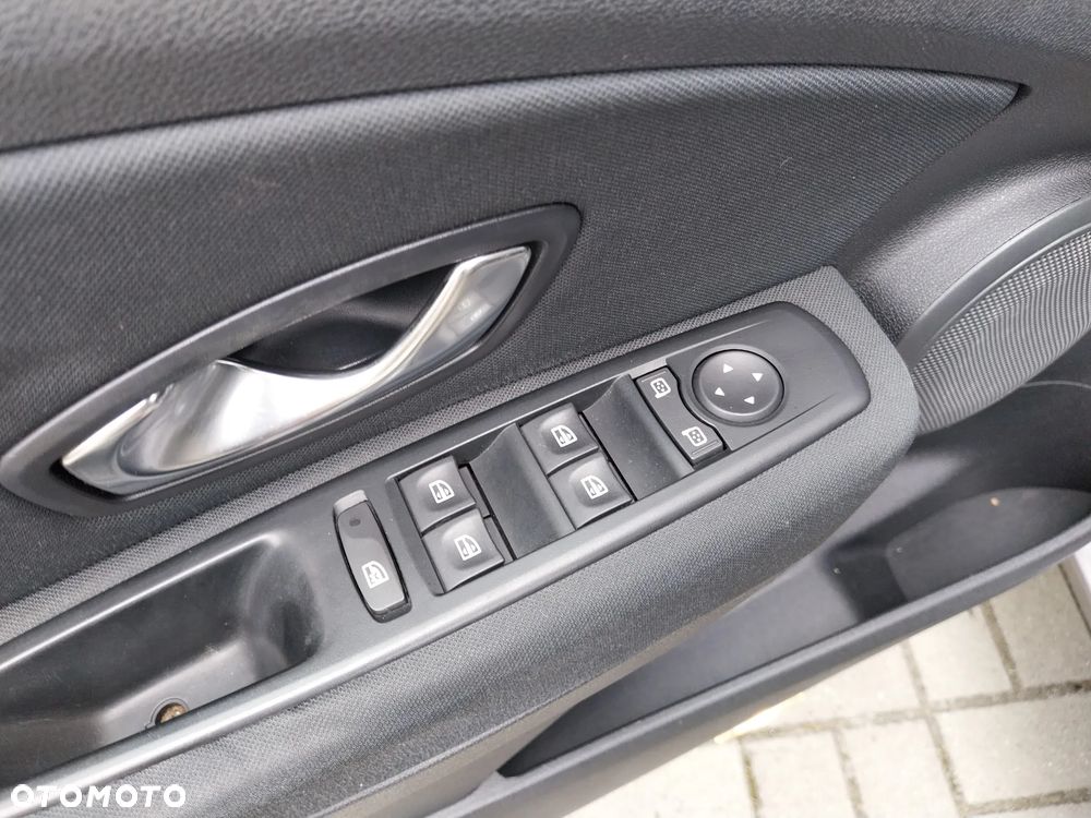 Renault Megane 1.6 16V 100 Expression - 12