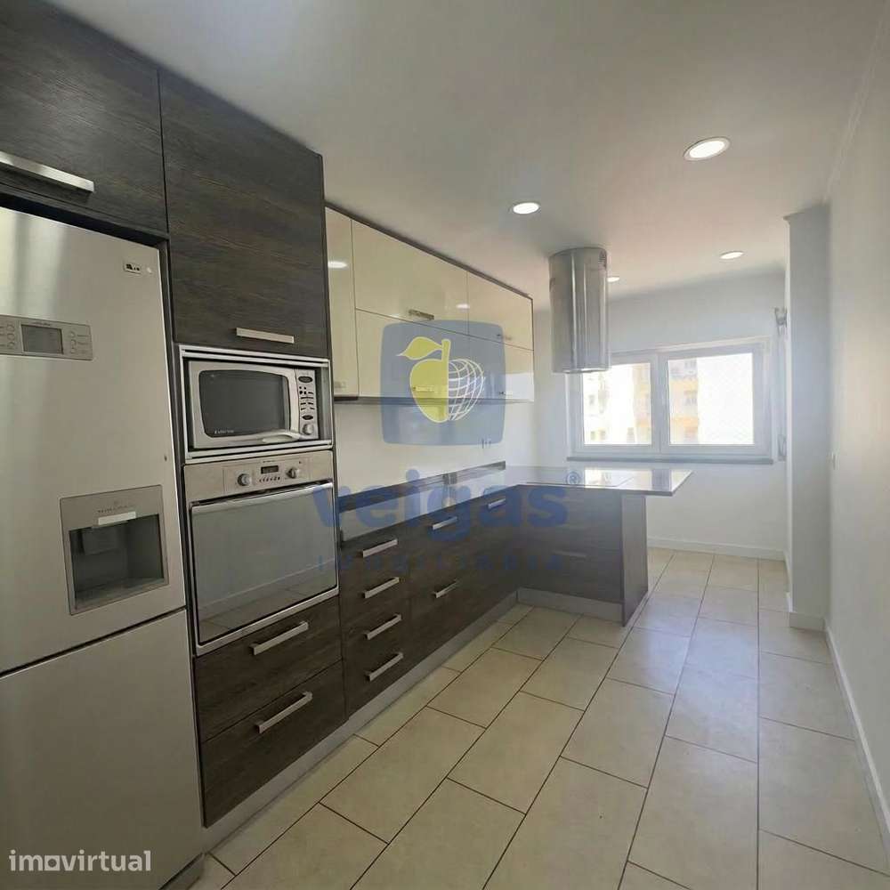 Apartamento renovado com 3 quartos em Loures - Grande imagem: 3/33
