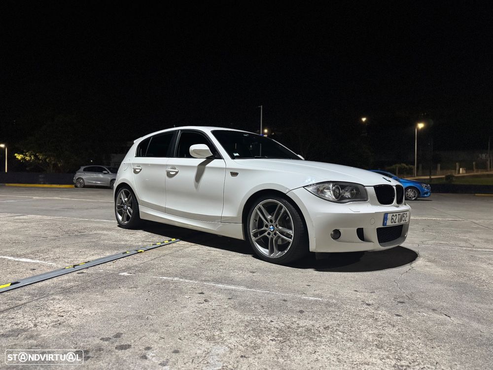BMW 118 d Pack M - 4