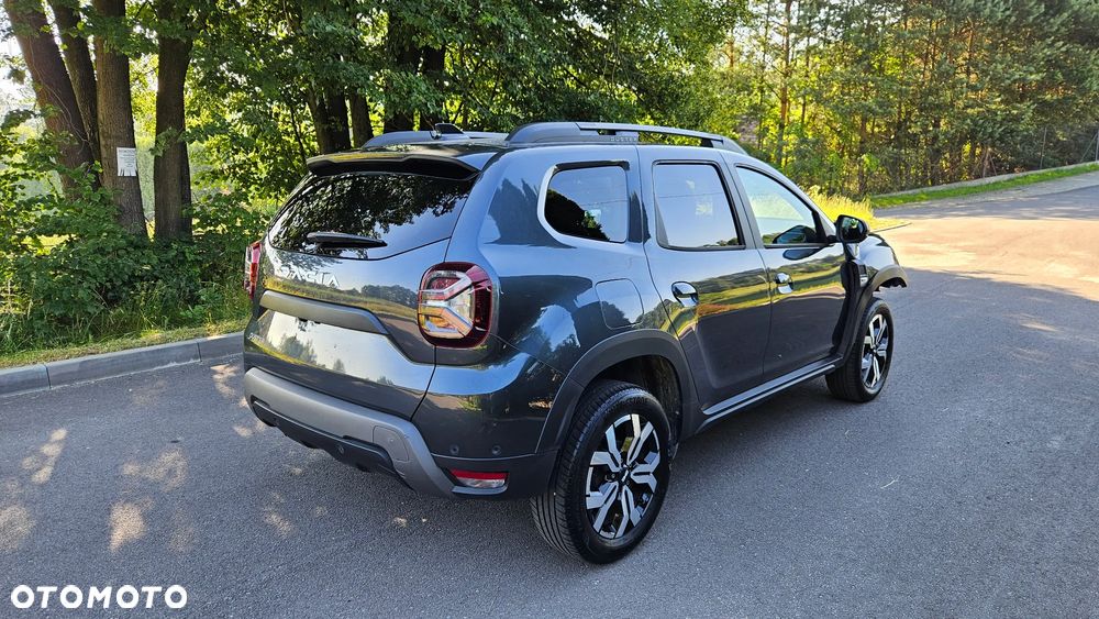 Dacia Duster TCe 100 2WD Celebration - 4