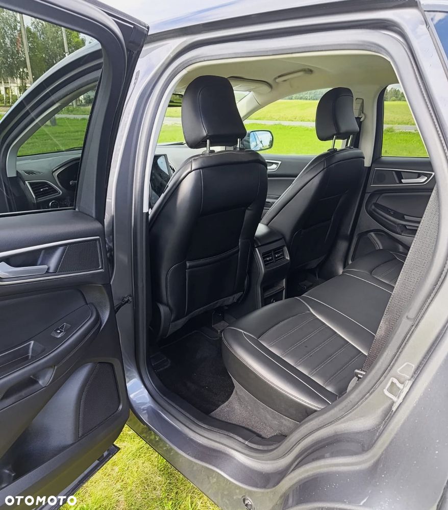 Ford Edge - 10