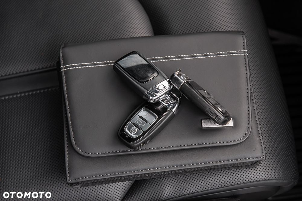 Audi A8 4.2 TDI clean diesel L Quattro - 39