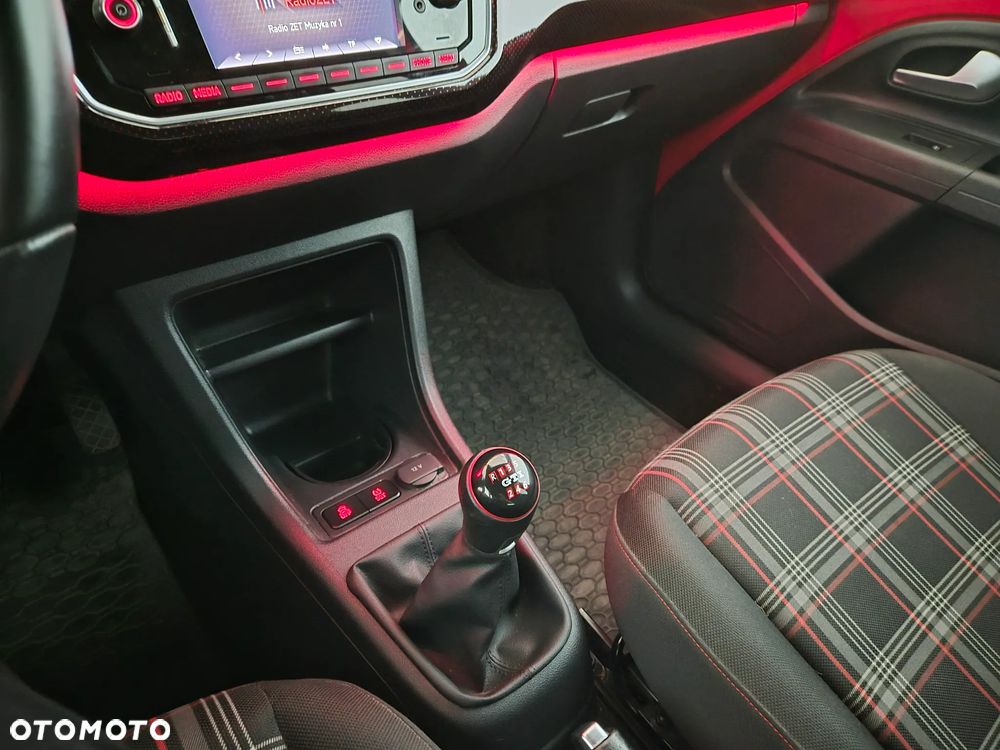 Volkswagen up! - 20