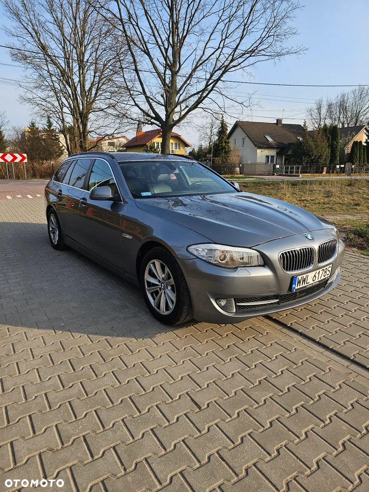 BMW Seria 5 518d Luxury Line - 4