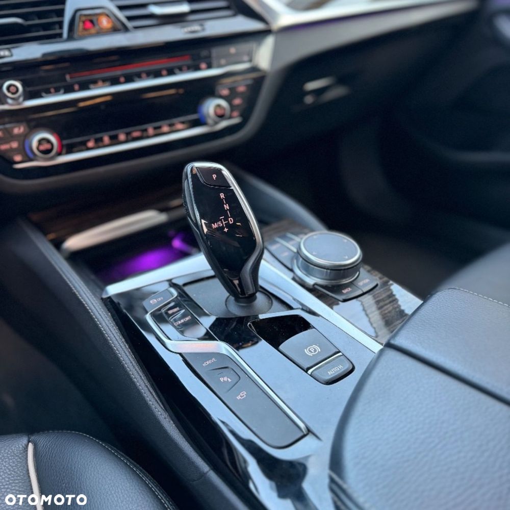 BMW Seria 5 - 18