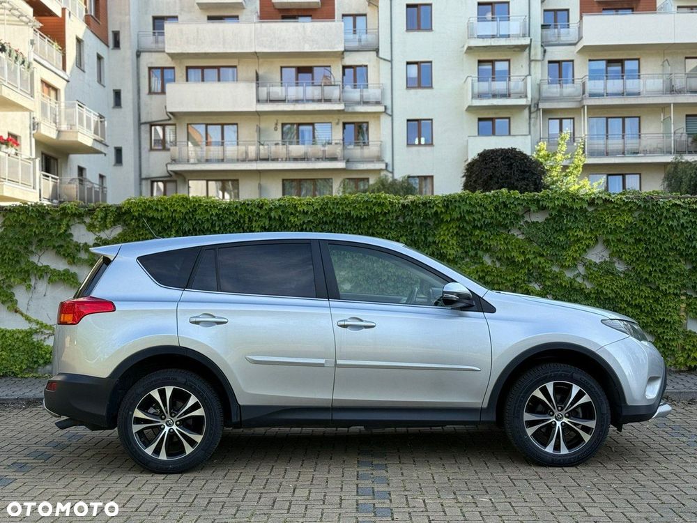 Toyota RAV4 - 11