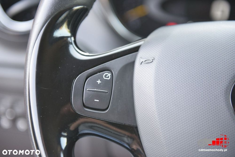 Renault Captur - 28