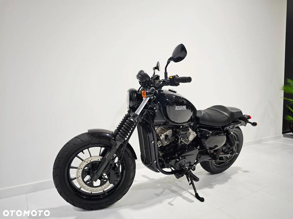 Hyosung GV - 8