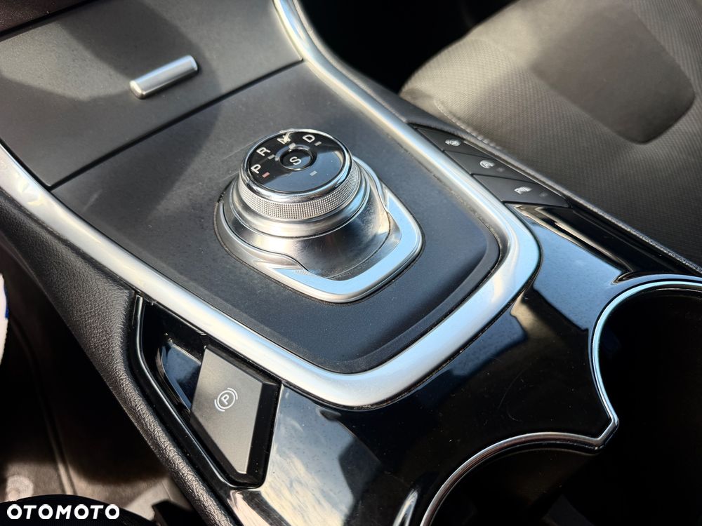Ford S-Max 2.0 TDCi Titanium PowerShift - 25