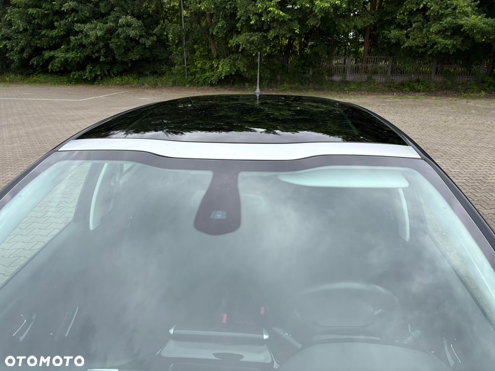 Peugeot 208 1.2 PureTech GPF Signature S&S - 9