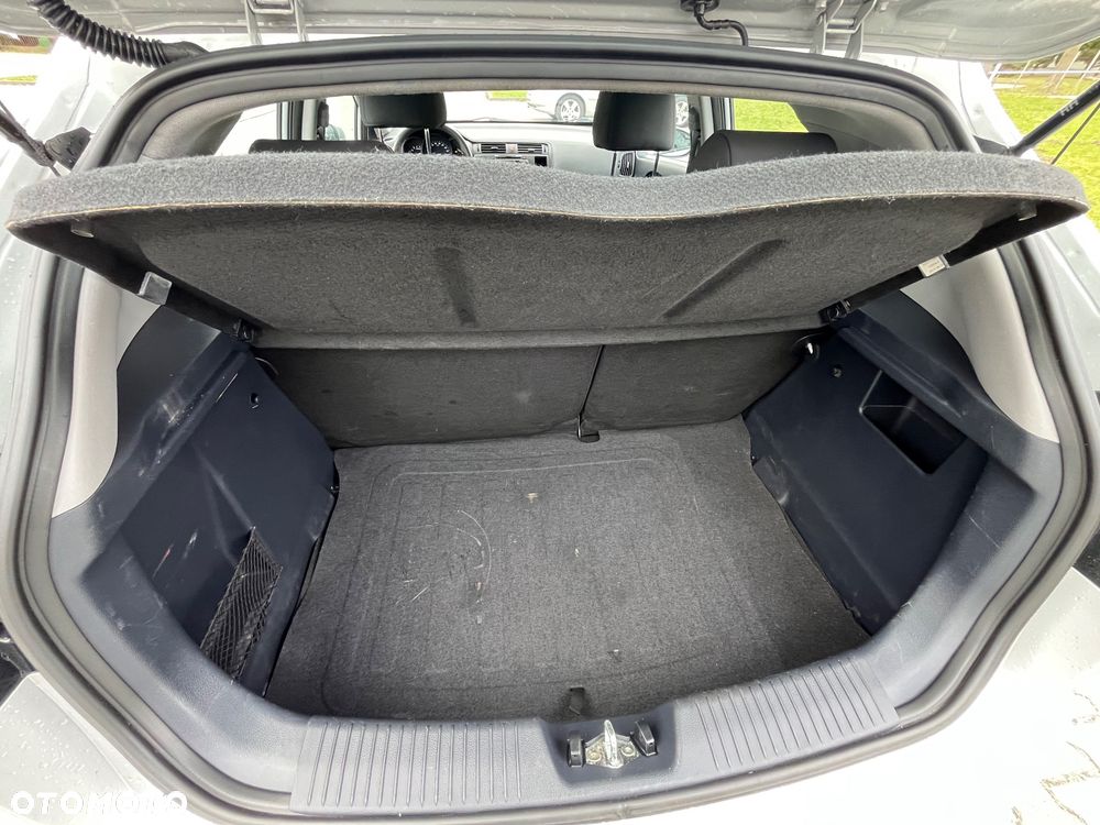 Kia Rio 1.1 crdi M - 8