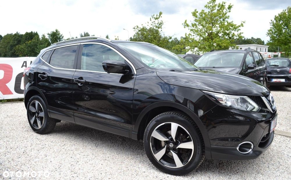 Nissan Qashqai 1.6 dCi Xtronic TEKNA+ - 10