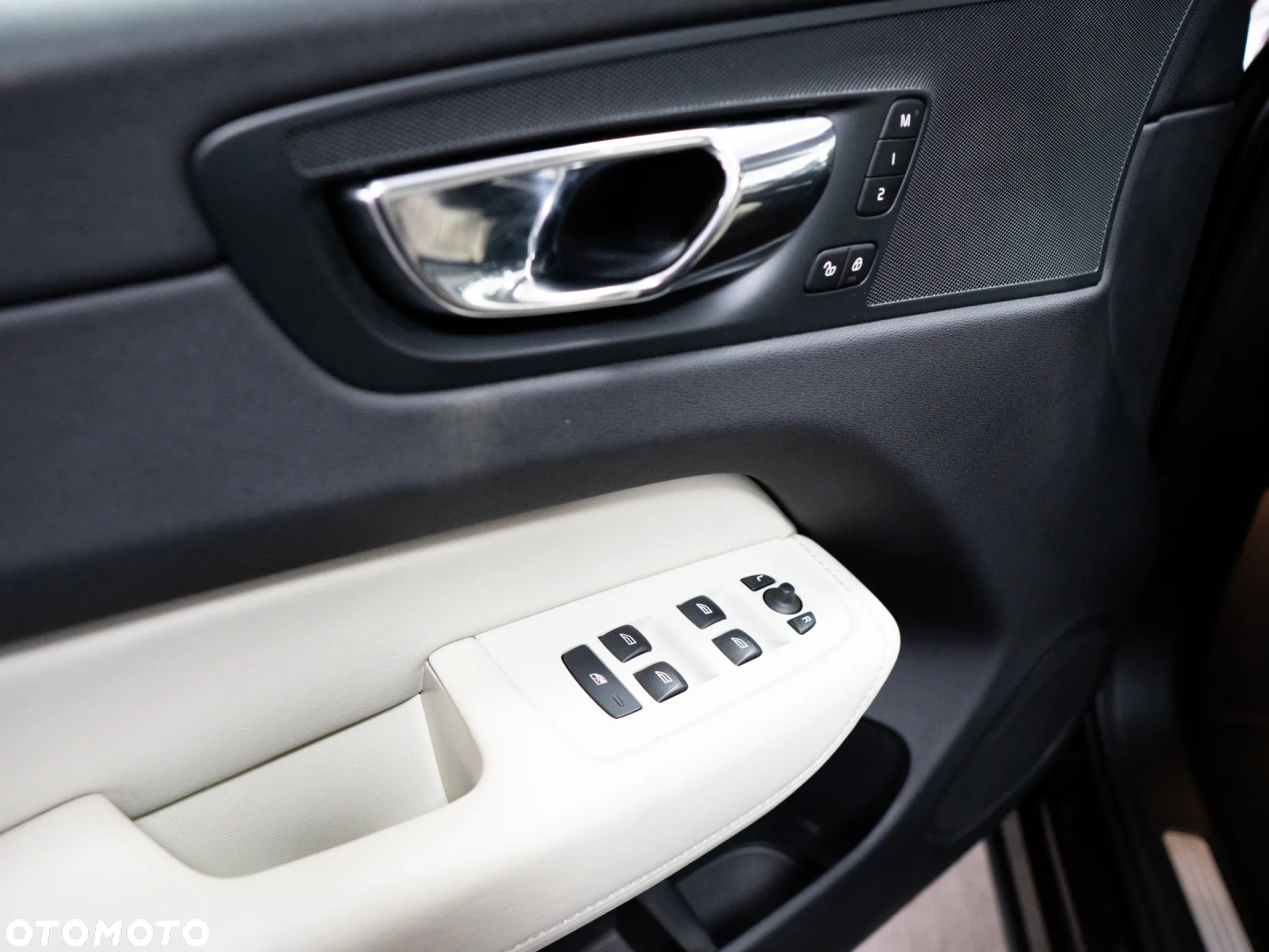 Volvo XC 60 T5 AWD Inscription - 17