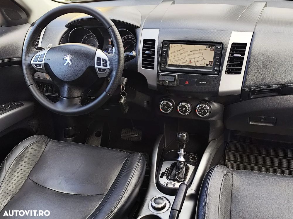 Peugeot 4007 - 9