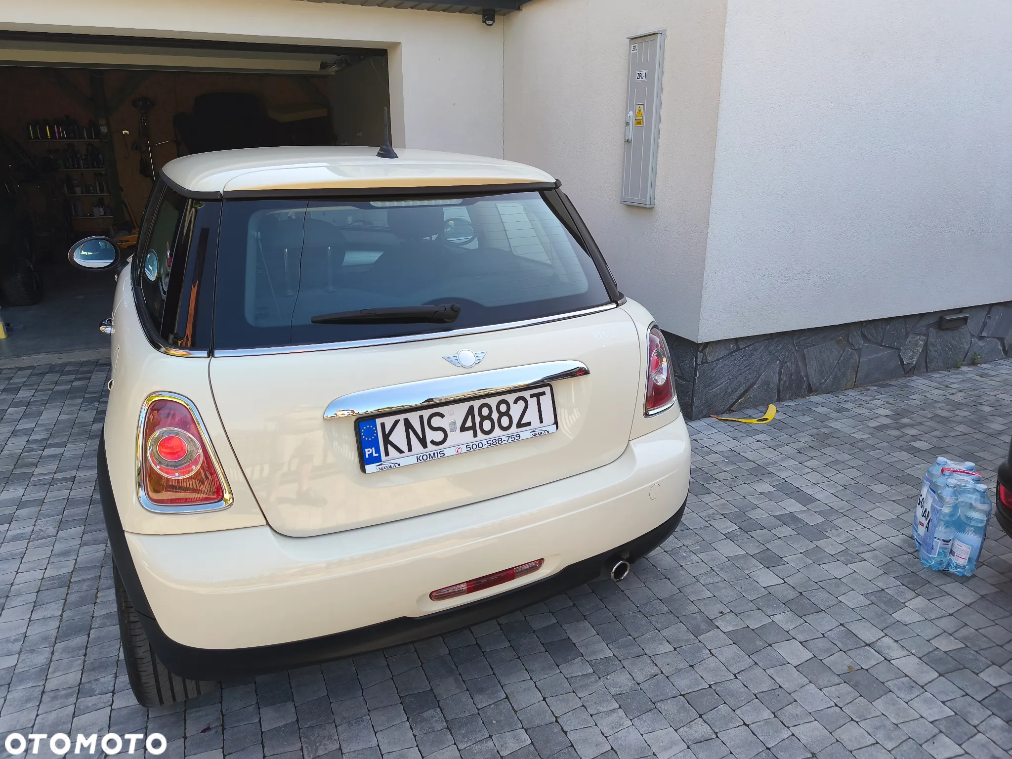 MINI ONE Standard - 4