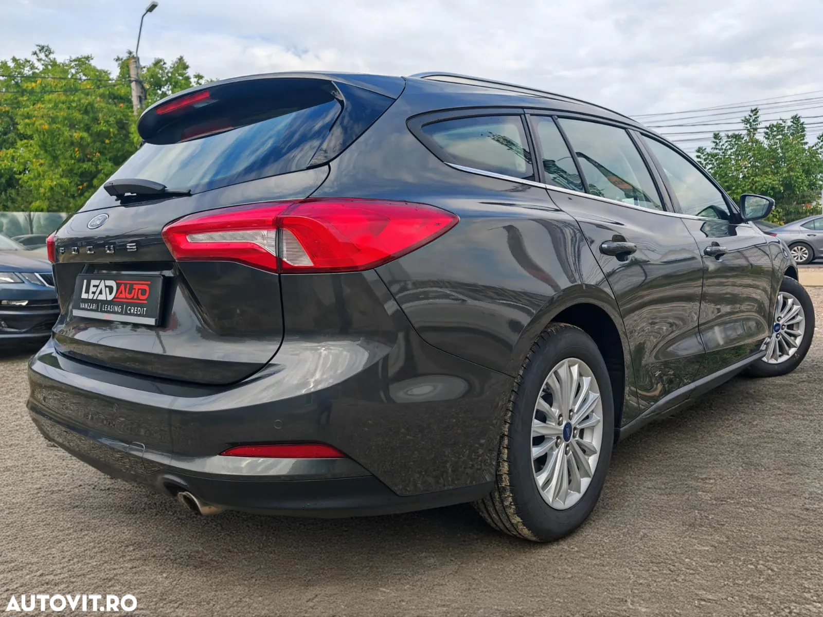 Ford Focus 1.5 EcoBlue Start-Stopp-System Aut. TITANIUM - 3