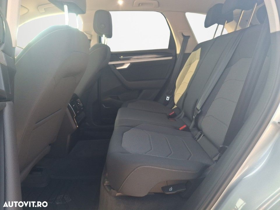 Volkswagen Touareg V6 TDI Style - 13