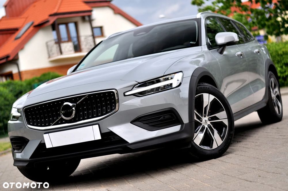 Volvo V60 Cross Country B4 D AWD Plus - 3