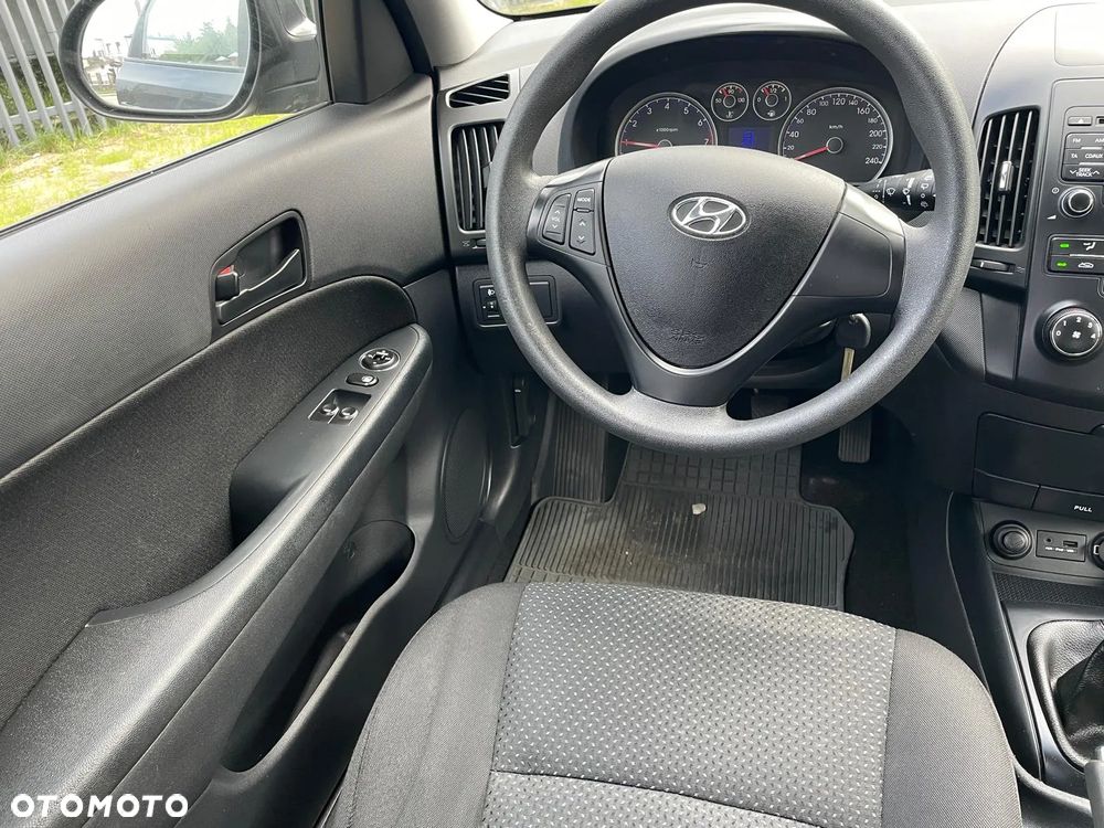 Hyundai i30 1.4 Comfort - 6