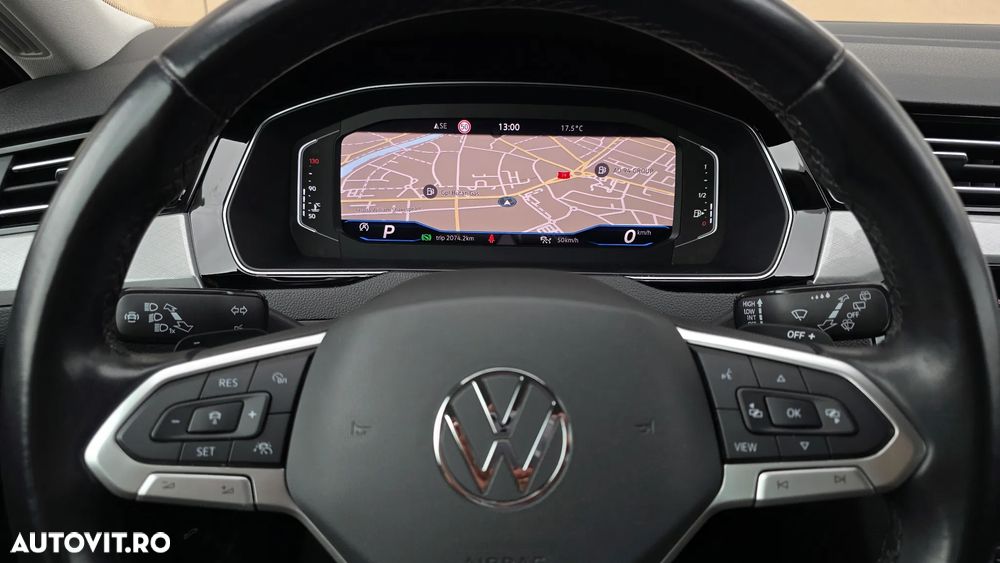 Volkswagen Passat Variant 2.0 TDI SCR DSG Business - 30