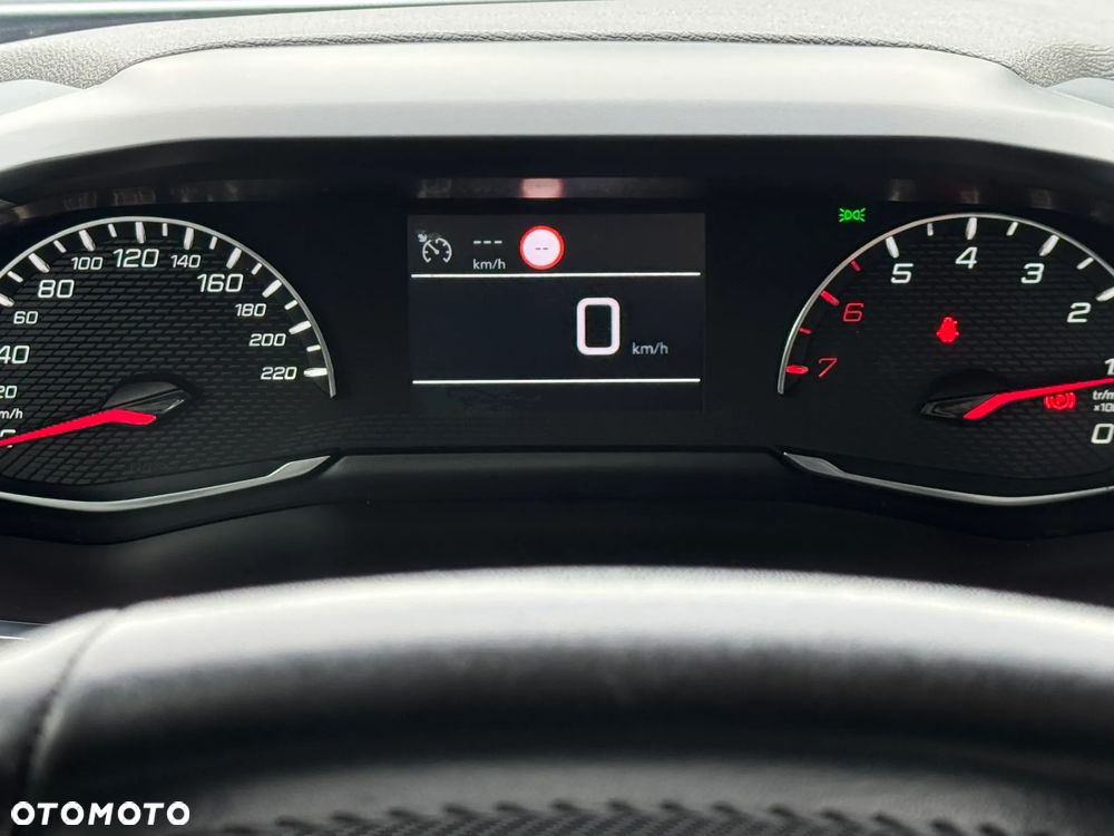 Peugeot 2008 PureTech 100 Stop&Start Allure Pack - 29