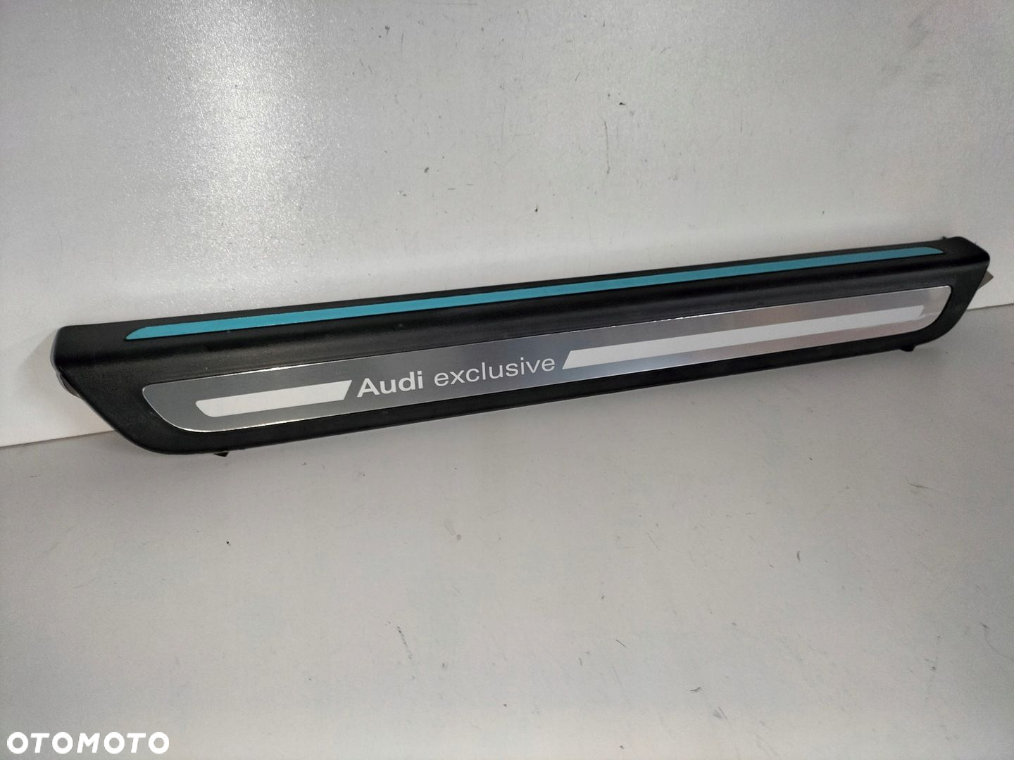 Listwa nakładka na próg przód prawa AUDI Q5 08- EXCLUSIVE - 2