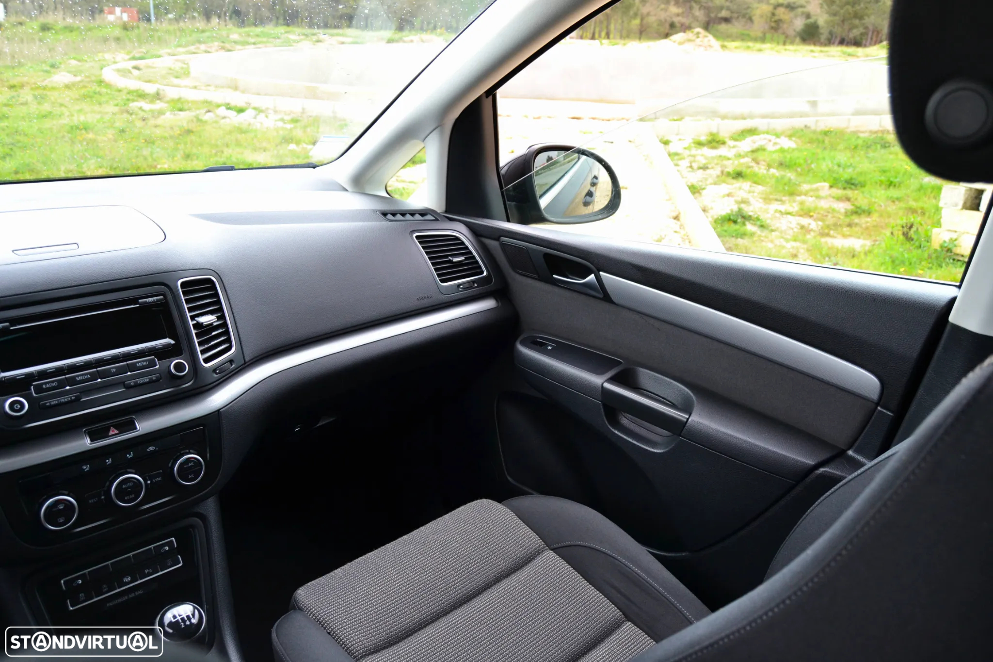 VW Sharan 2.0 TDI Confortline - 13