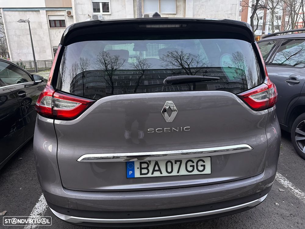 Renault Grand Scénic dCi 110 EDC Paris - 8