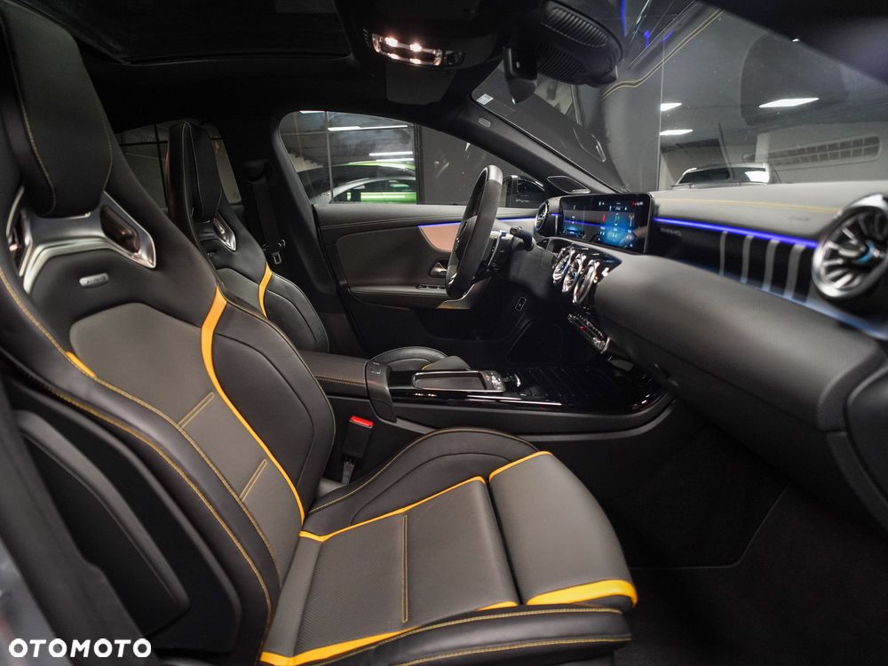 Mercedes-Benz CLA AMG 45 S 4-Matic+ 8G-DCT - 27