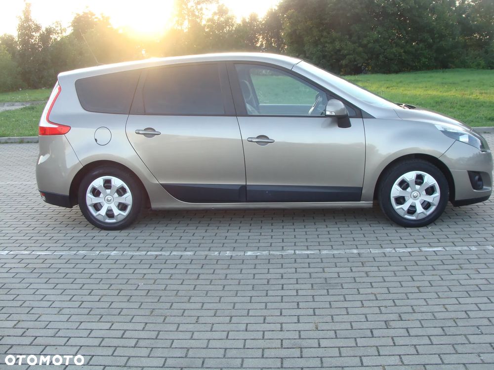 Renault Scenic 1.9 dCi Expression - 23