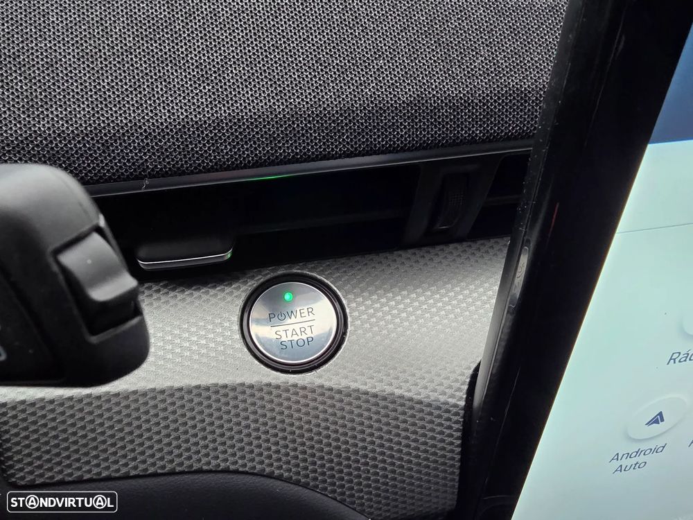 Ford Mustang Mach-E Standard - 18